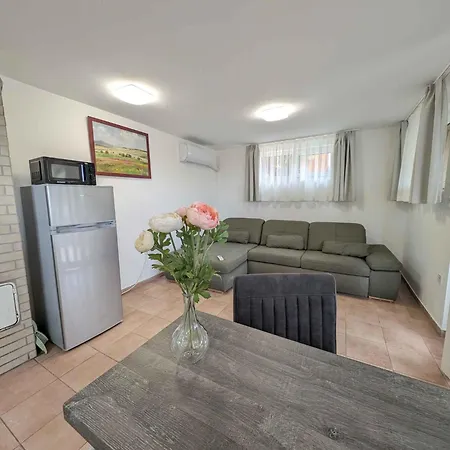 In - Balaton 53839 Apartament *